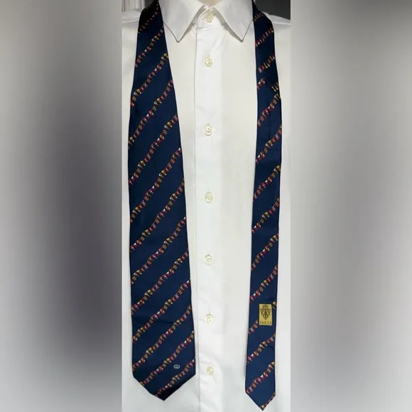GUCCI Silk Tie - Picture 2 of 6